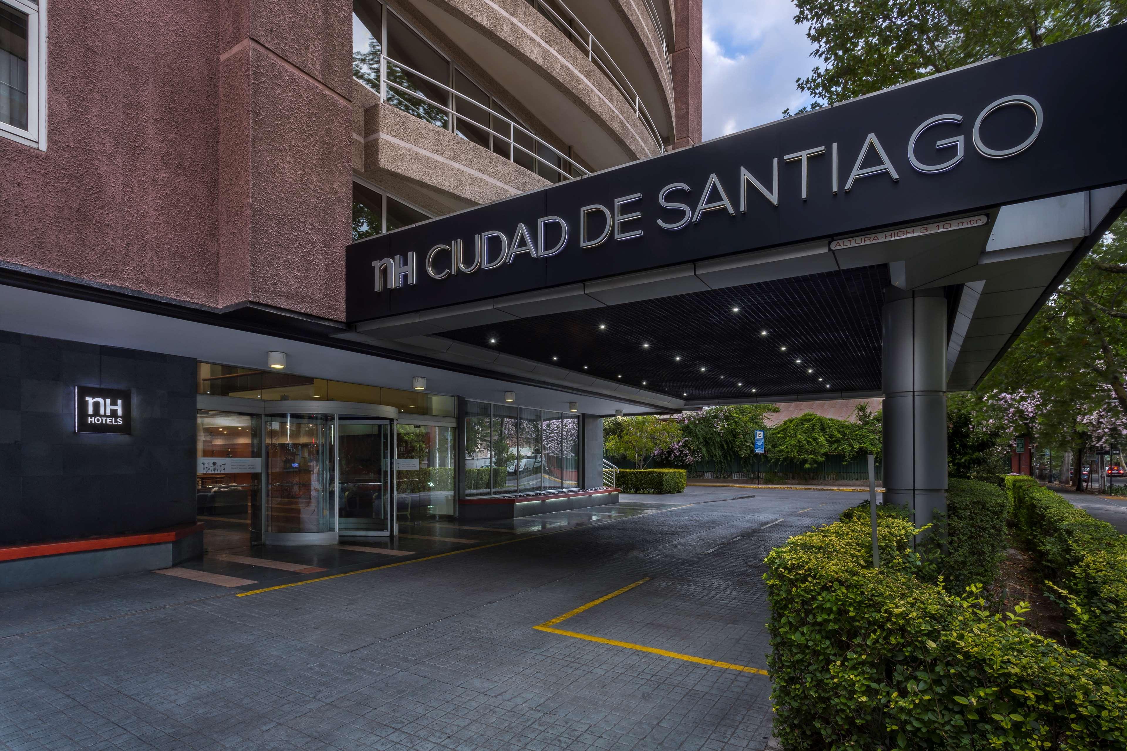 Nh Ciudad De Santiago Hotel Exterior photo